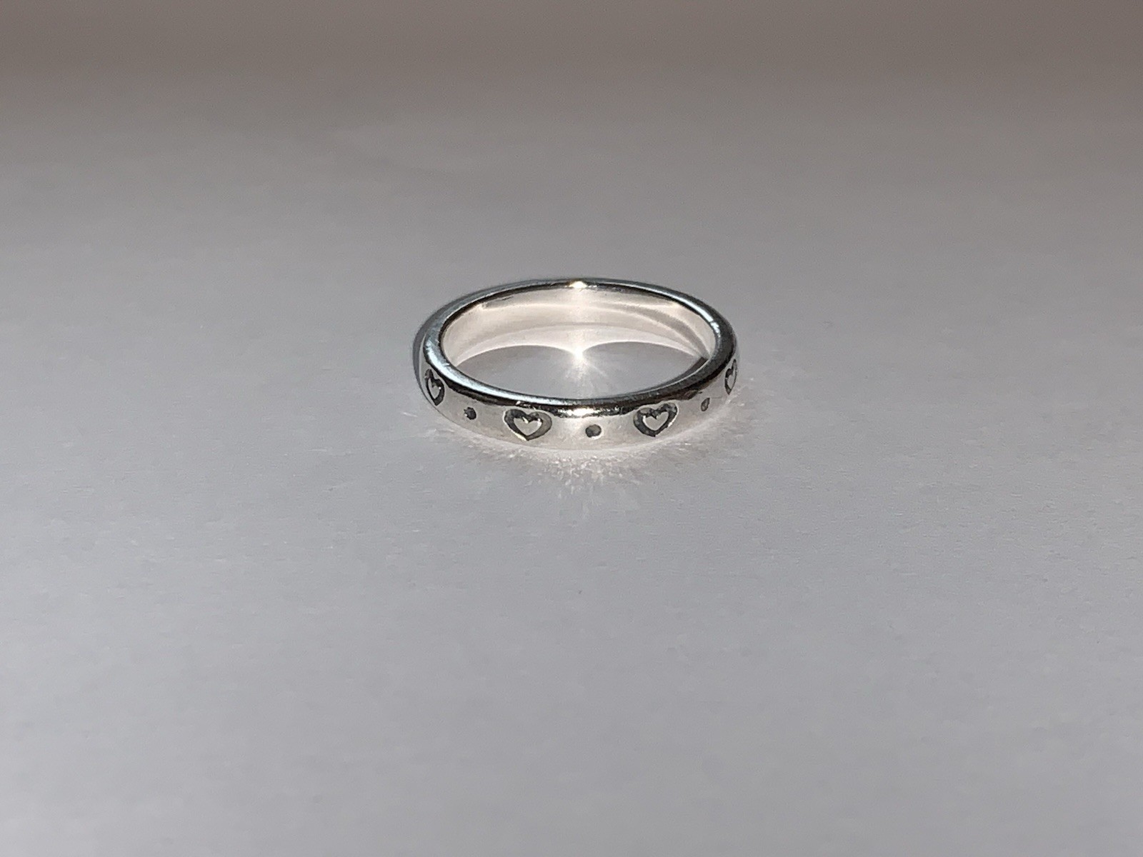James Avery Retired Design Heart Stackable Ring in Size 7.5
