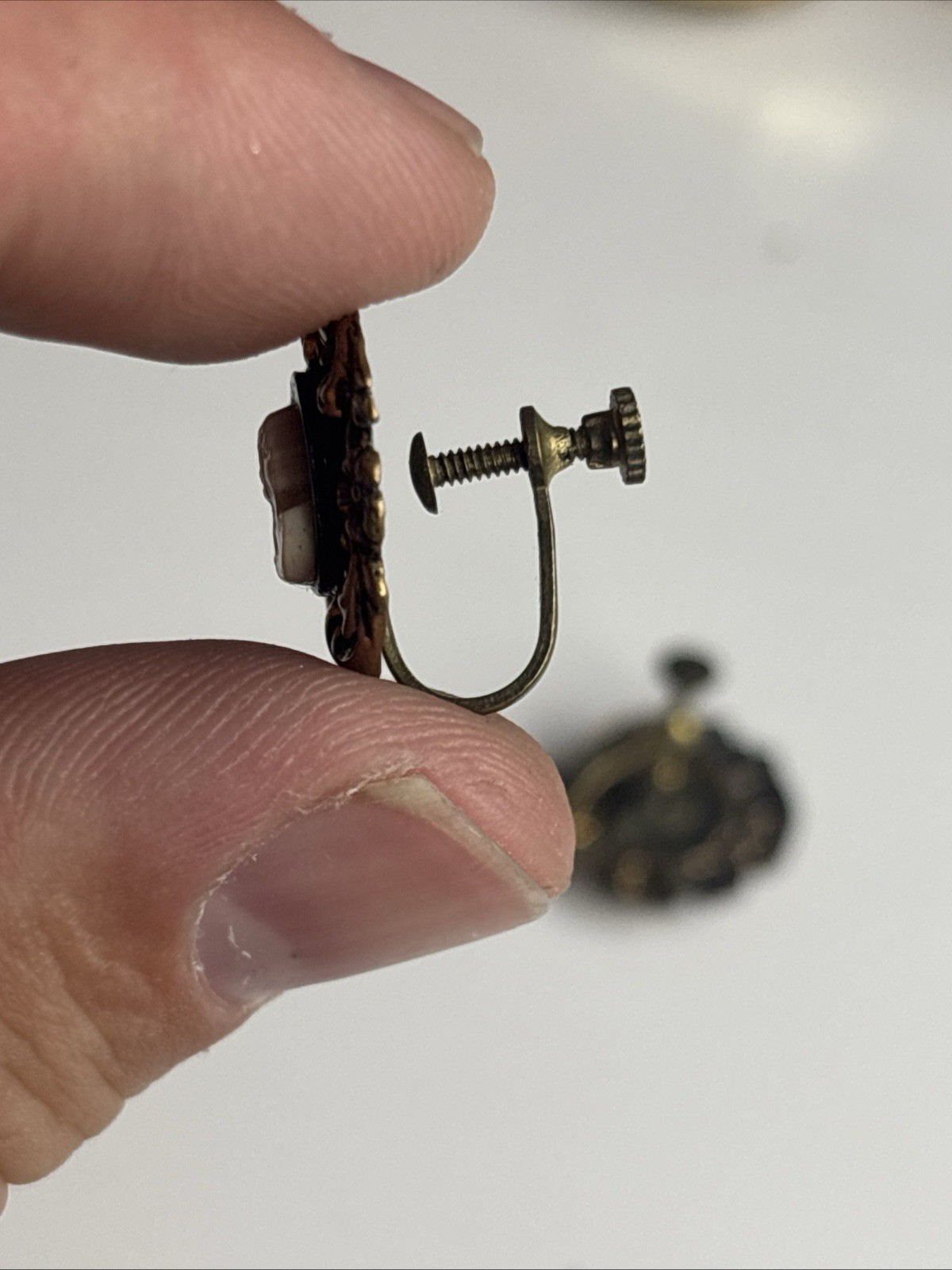 Vintage Cameo Screw Back Earrings