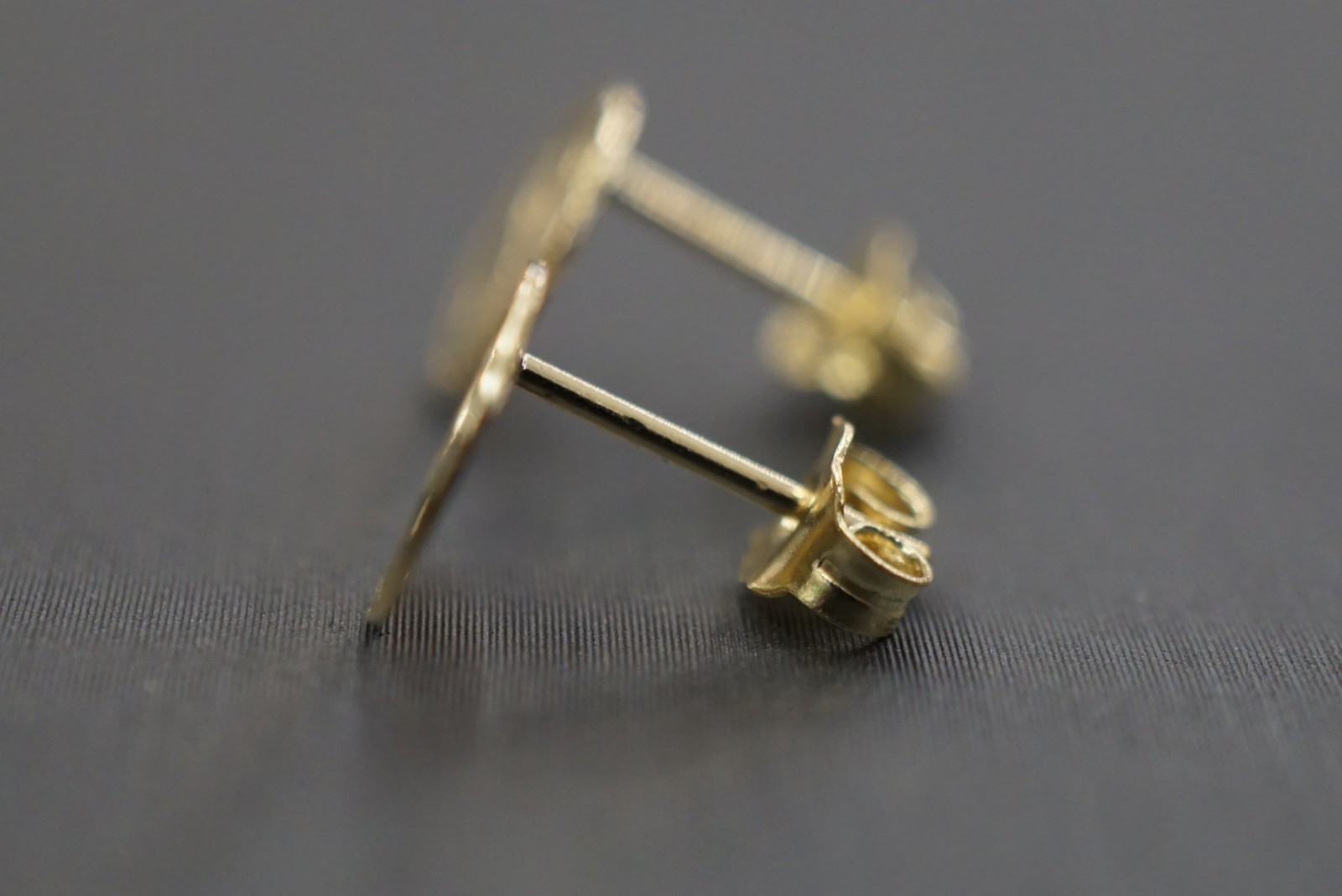 14K Solid Yellow Gold Diamond Cut Yin Yang Stud Earrings!! (#1207711)