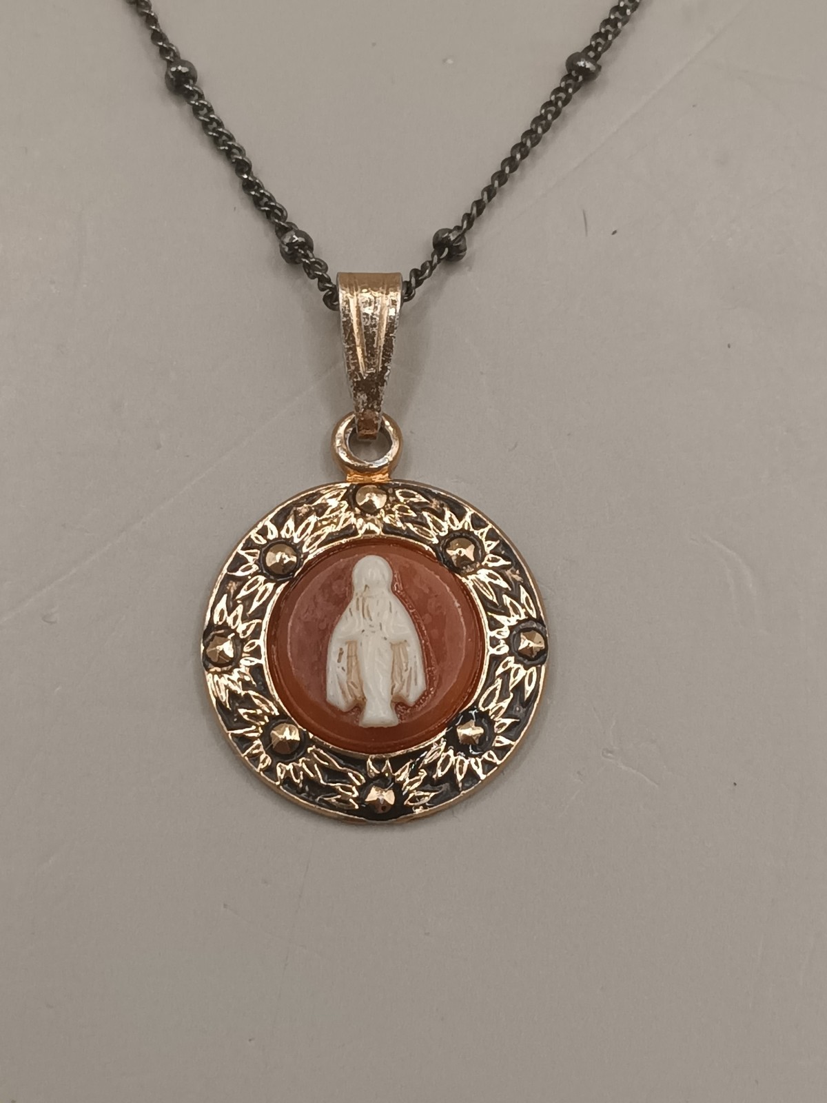 Vtg Germany Religious Cameo Pendant Chain Link Necklace 16″