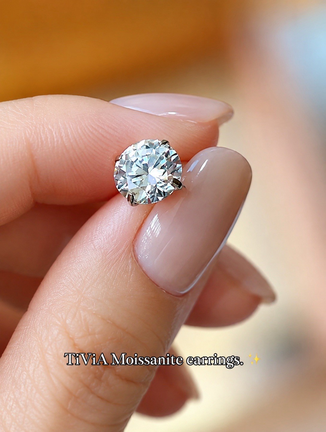 TIVIA Titanium Flat Back Push Pin Moissanite Stud Earrings 5mm