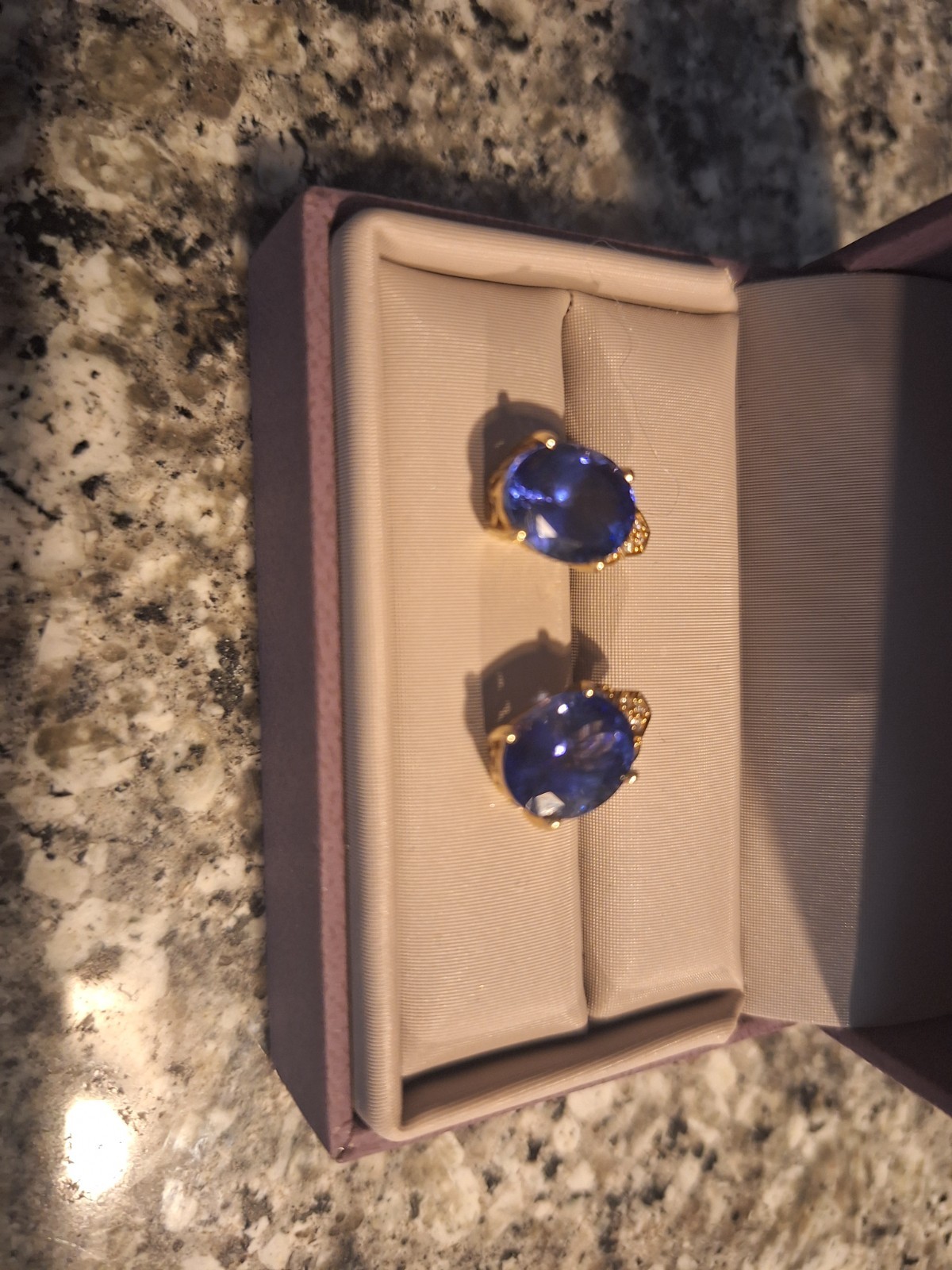 Tanzanite and diamond Stud Earrings 18kt yellow gold