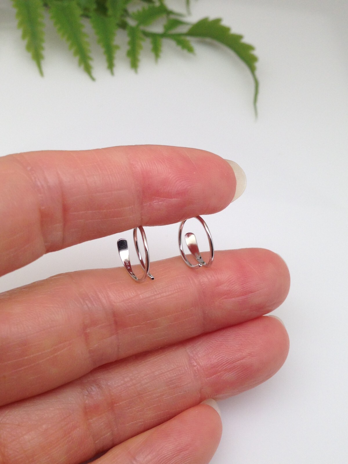 925 Sterling Silver Spiral Threader Huggie Hoop Earrings 10mm x0.5mm VERY TINY