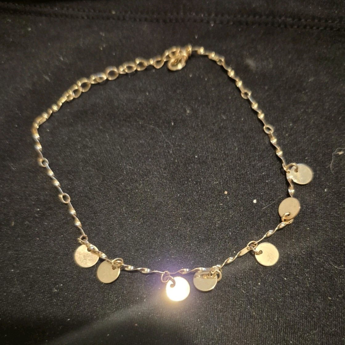 Gold-Tone Round Disc Dangle Charm Cable Chain Bracelet Lobster Clasp No Stone