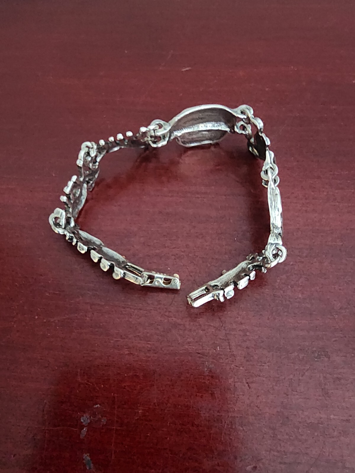 VINTAGE STERLING SILVER NOAH’S ARK LINKS BRACELET. 7″