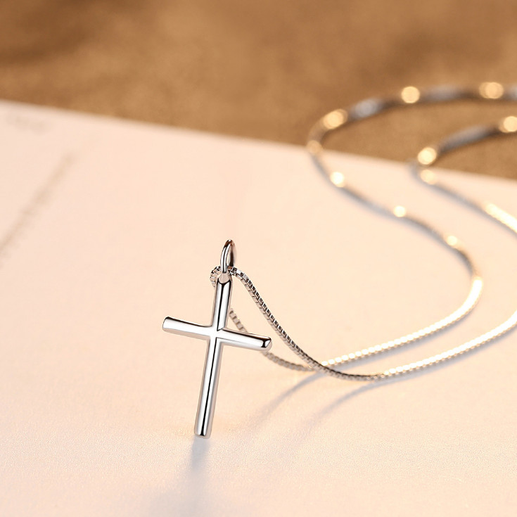 Small Plain & Simple Cross Pendant 18″ Necklace 925 Sterling Silver Plated A1