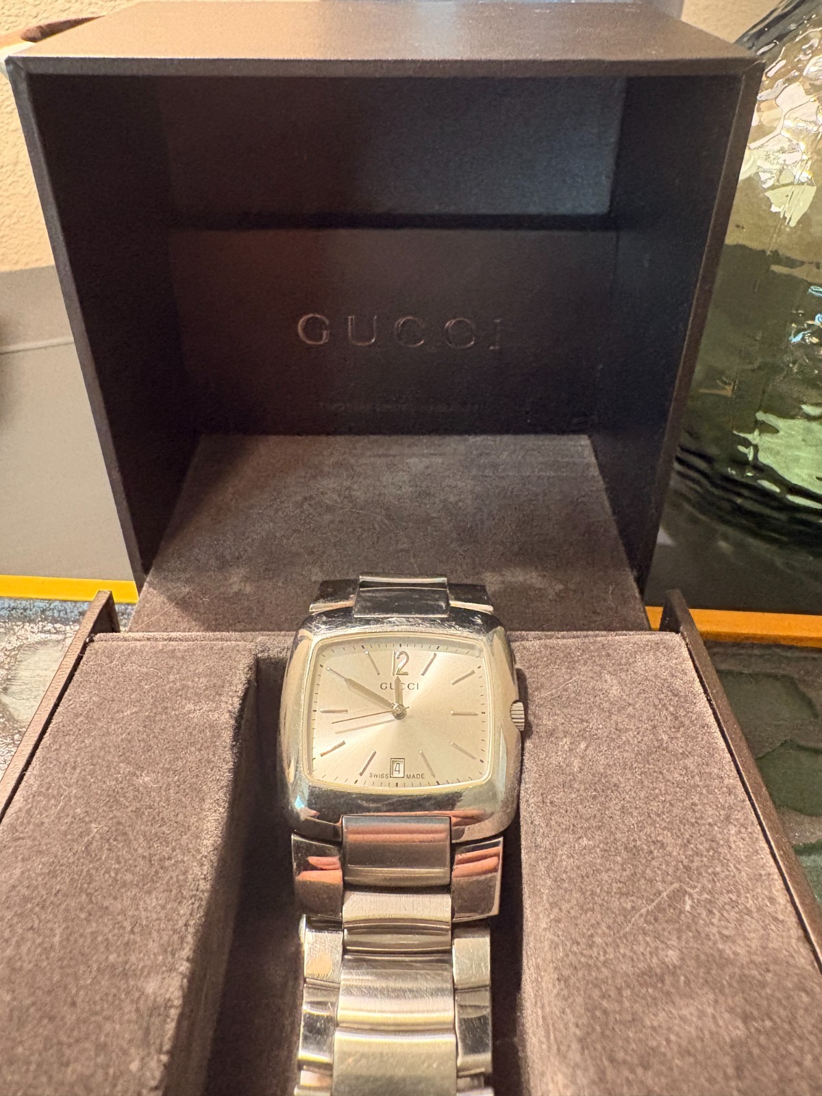 Authentic Gucci 8500M men’s quartz watch. OBO