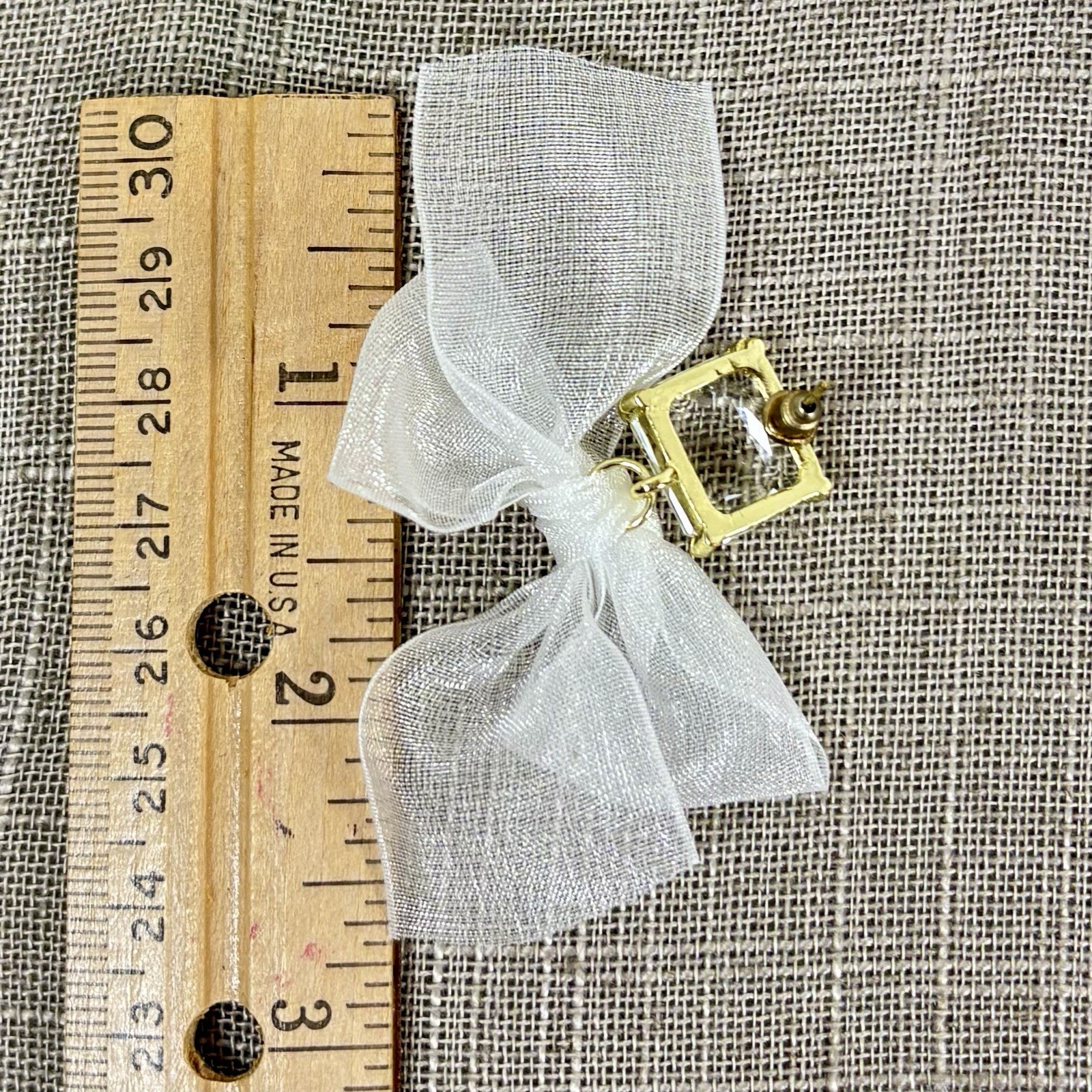 New UYN UYN Design/Korea 925 Post GoldTone Earrings Glass Stone Sheer Ribbon Bow