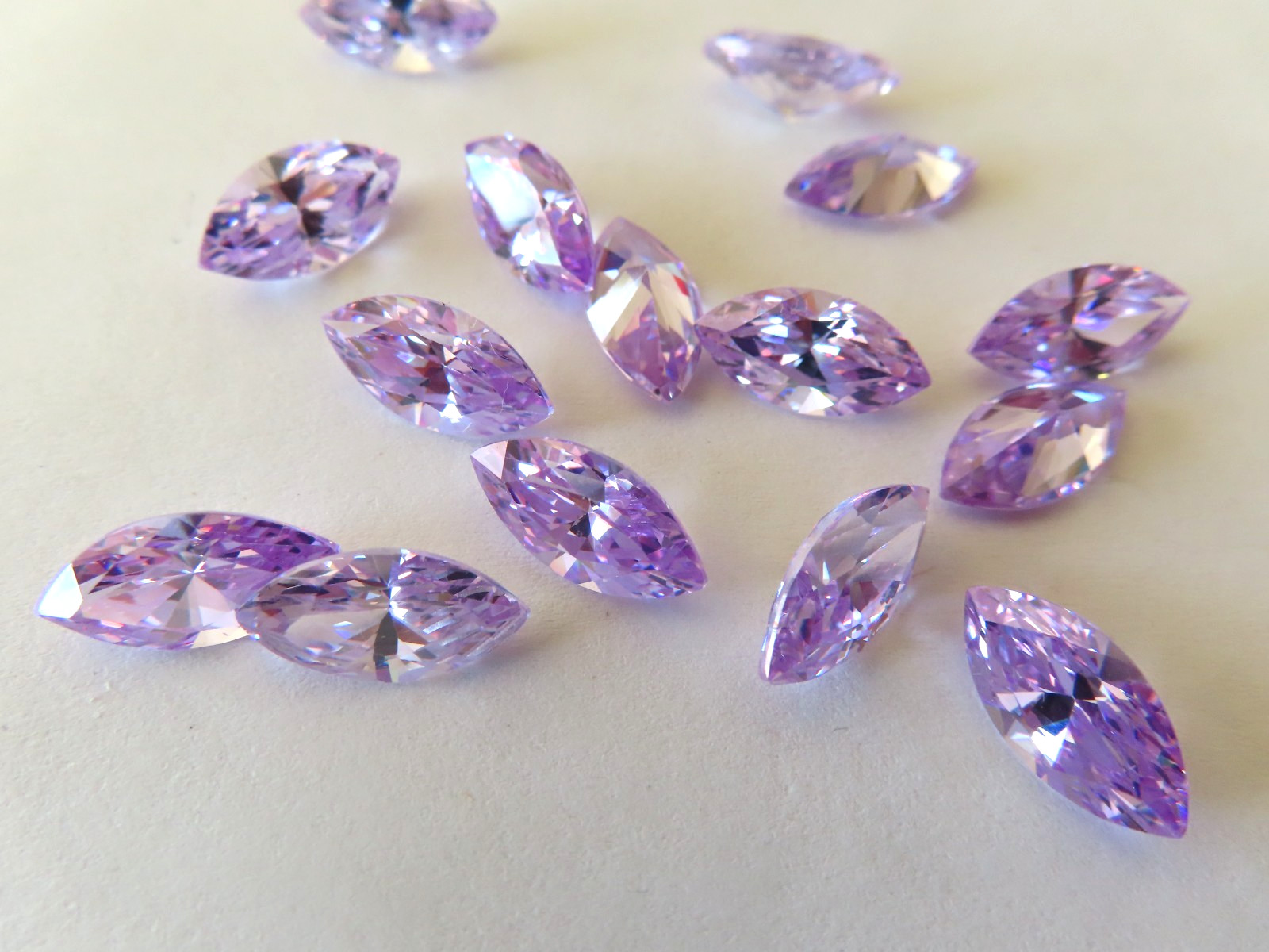 15 Marquise cut Cubic Zirconias 13×6.5mm Lavender