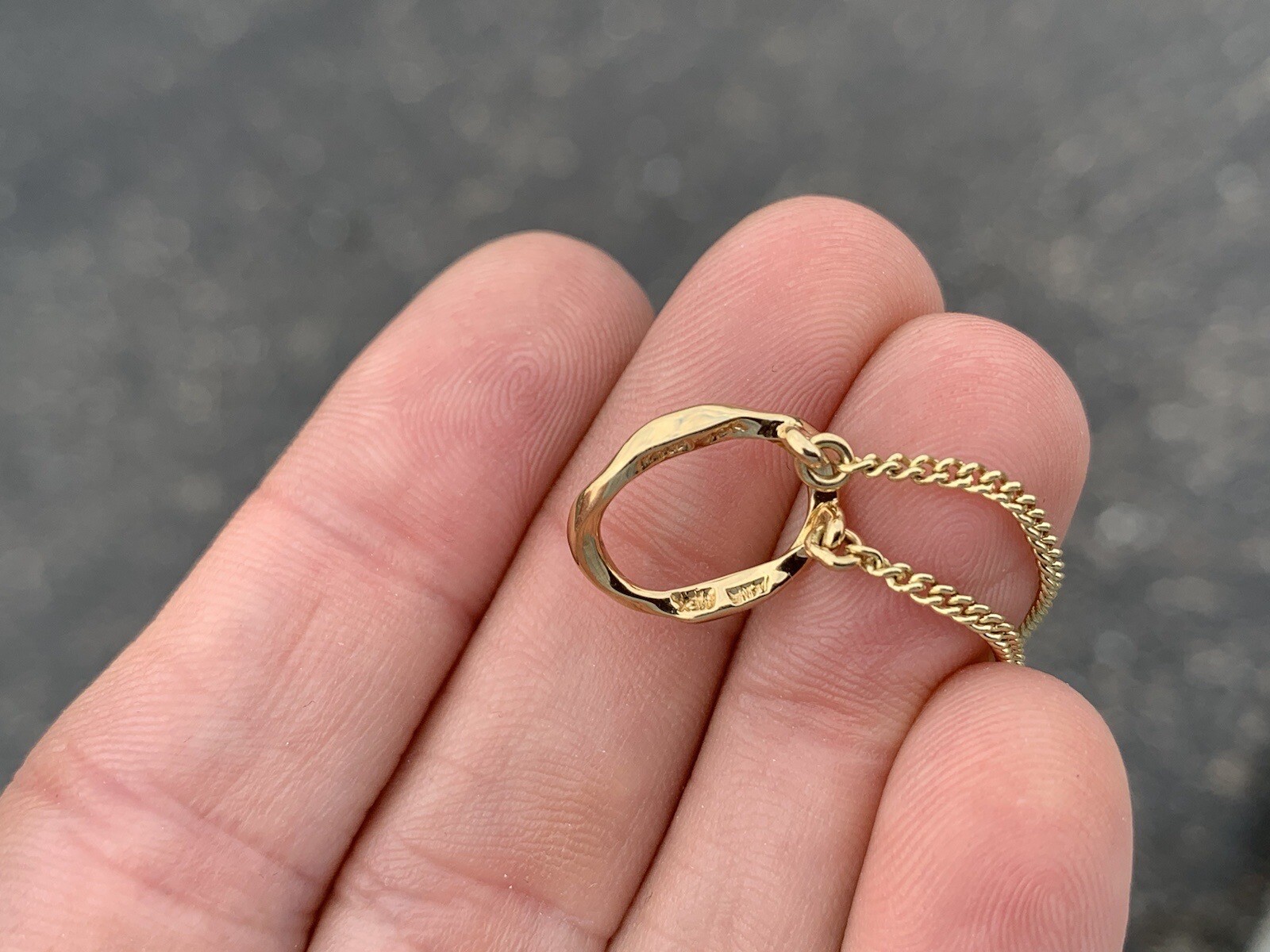 18K Yellow Gold Tane Link Oval Pendant Chain Necklace (17″) – 7.7 Grams