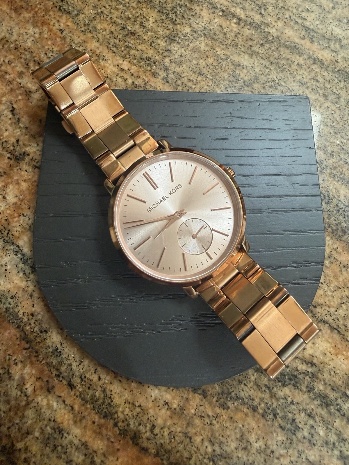 Michael Kors MK3507 Rose Gold Watch 38mm *Needs battery replacement*