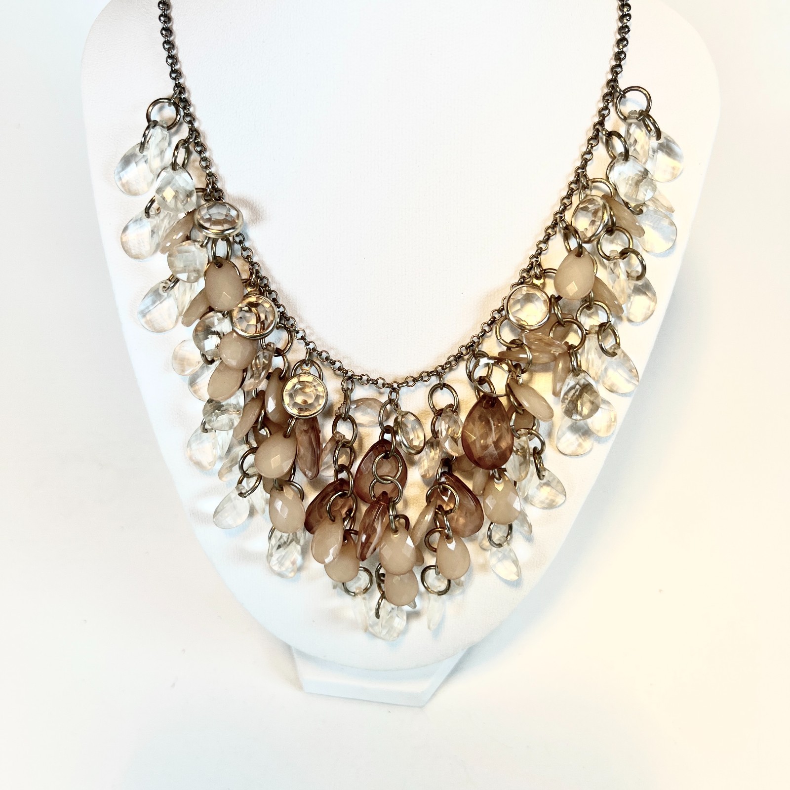 Pretty Lightweight Plastic Faceted Teardrop Bezel Set Crystal Bib Necklace Pink