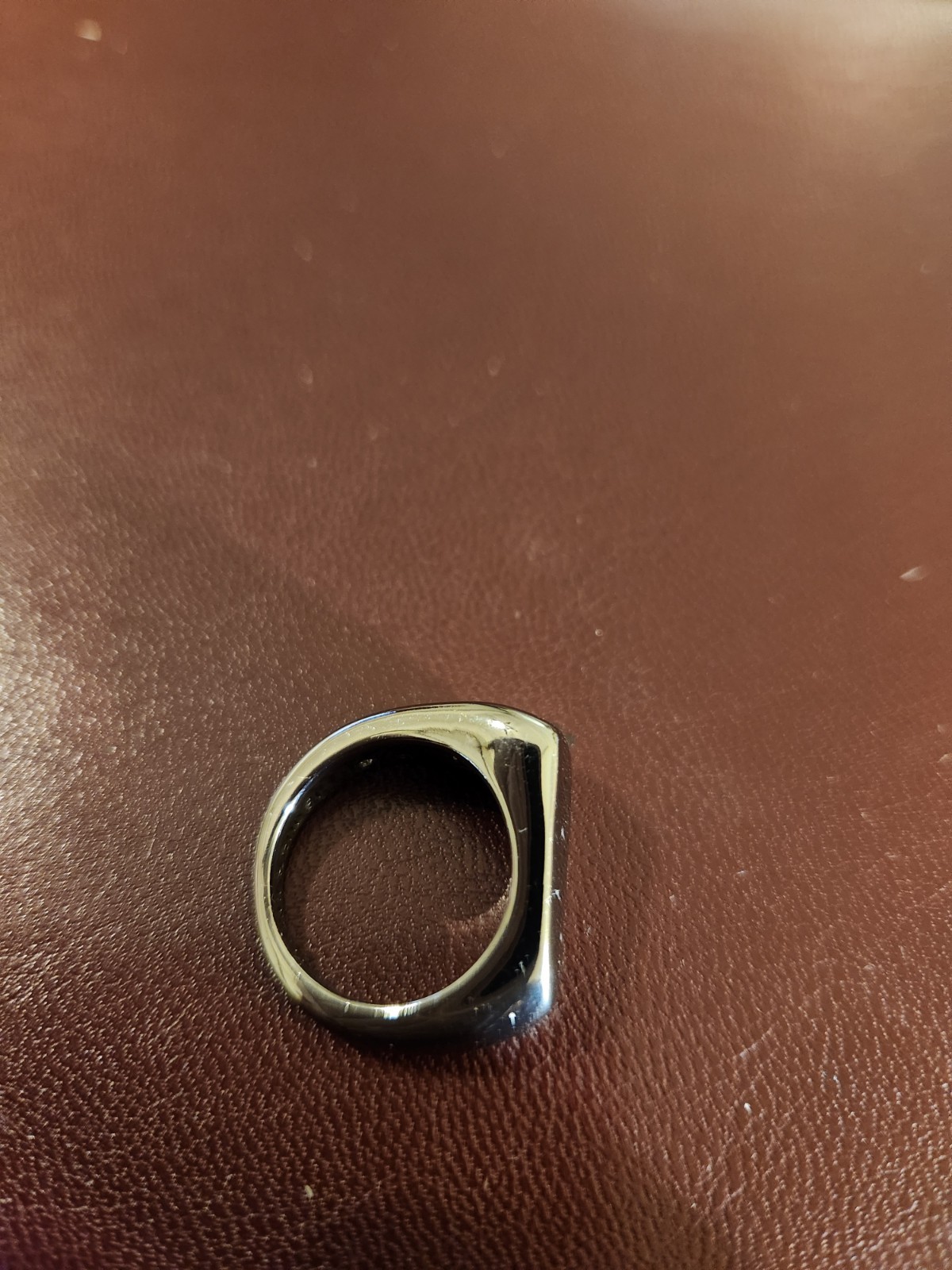 Henri Bendel Gray Smooth Metal Geometric Shape Band Ring Sz 6 (Price Correction)