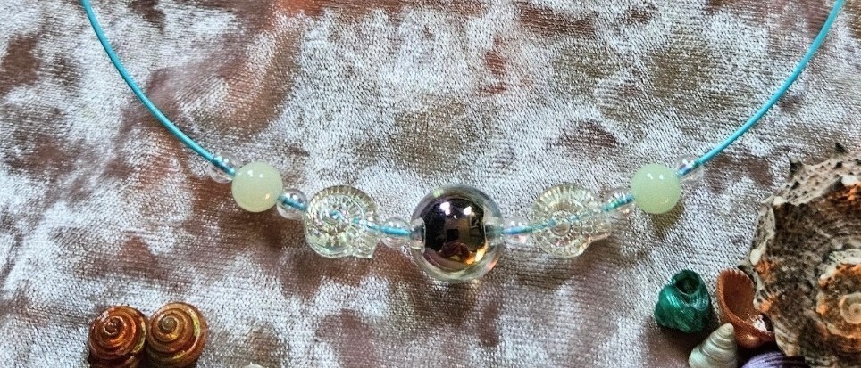BigTimeRockShow Sea Treasure Iridescent Orb & Glass Nautilus Glow In The Dark