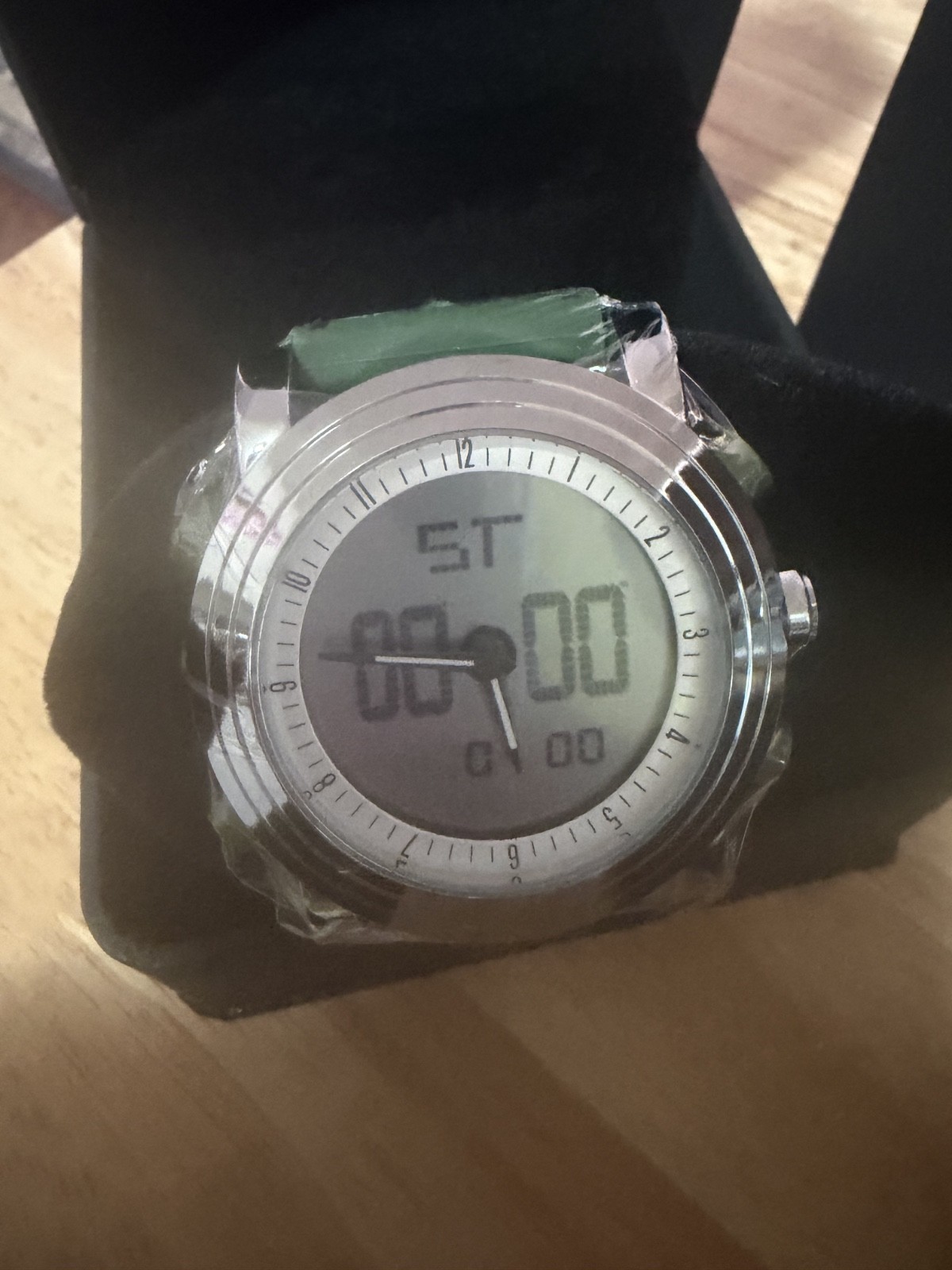 Brand New Cortella Watch – Men’s & Women’s – Sports Green LED Digital and Analog