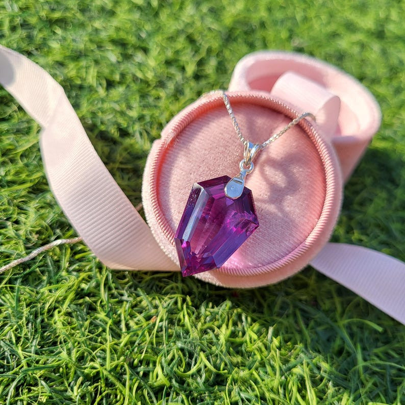 Natural 40 CT Color Change Alexandrite GIE Certified Gemstone Pendant 925 Silver