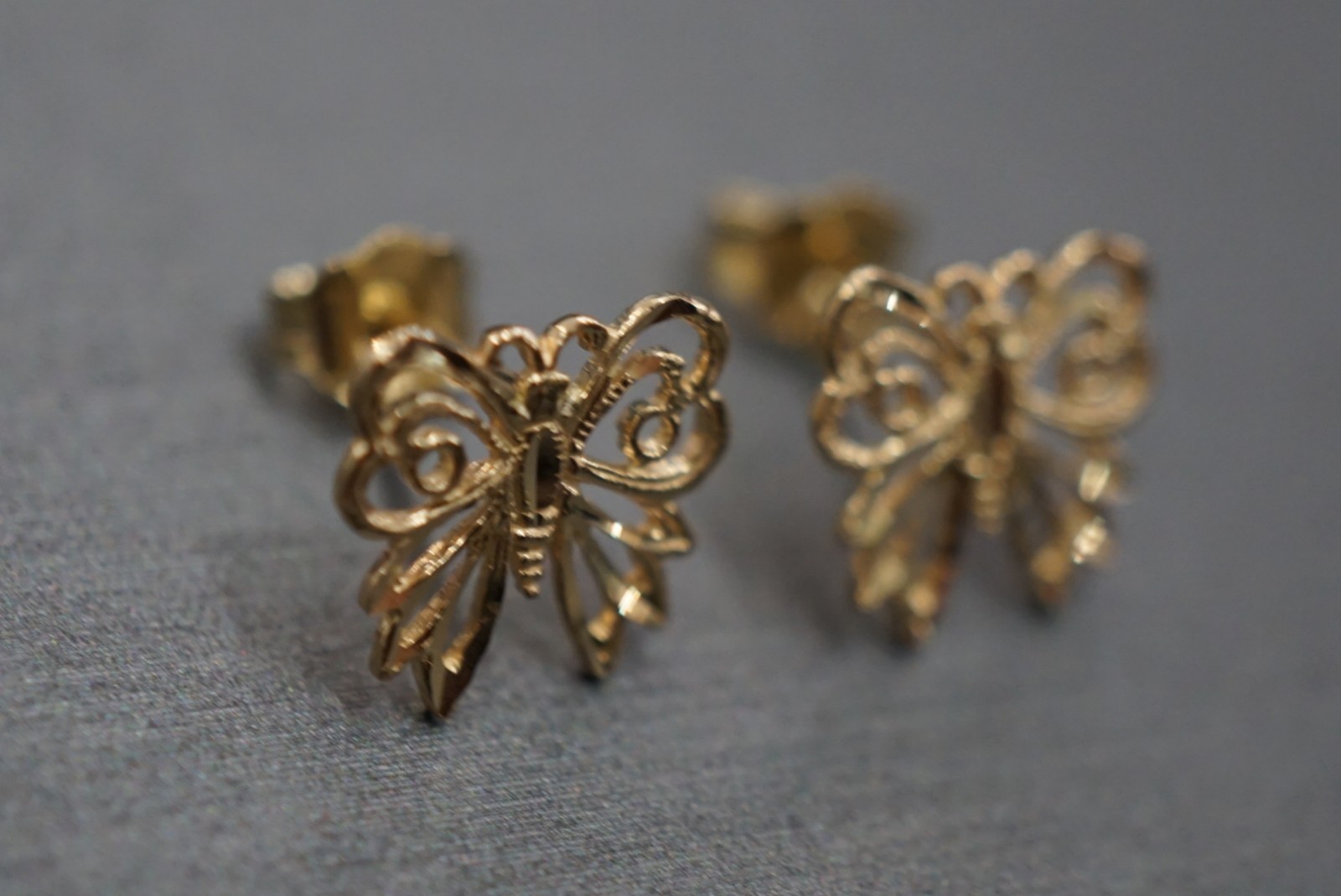 Beautiful 14K Solid Yellow Gold D-Cut Butterfly Stud Earrings.