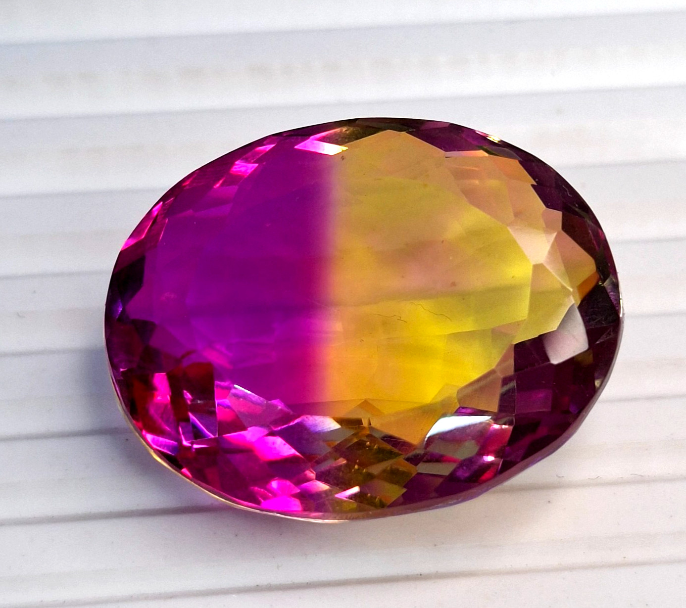 Bi-Colour Tourmaline Oval Cut 98-100 Ct Natural Certified Loose Gemstone GB092
