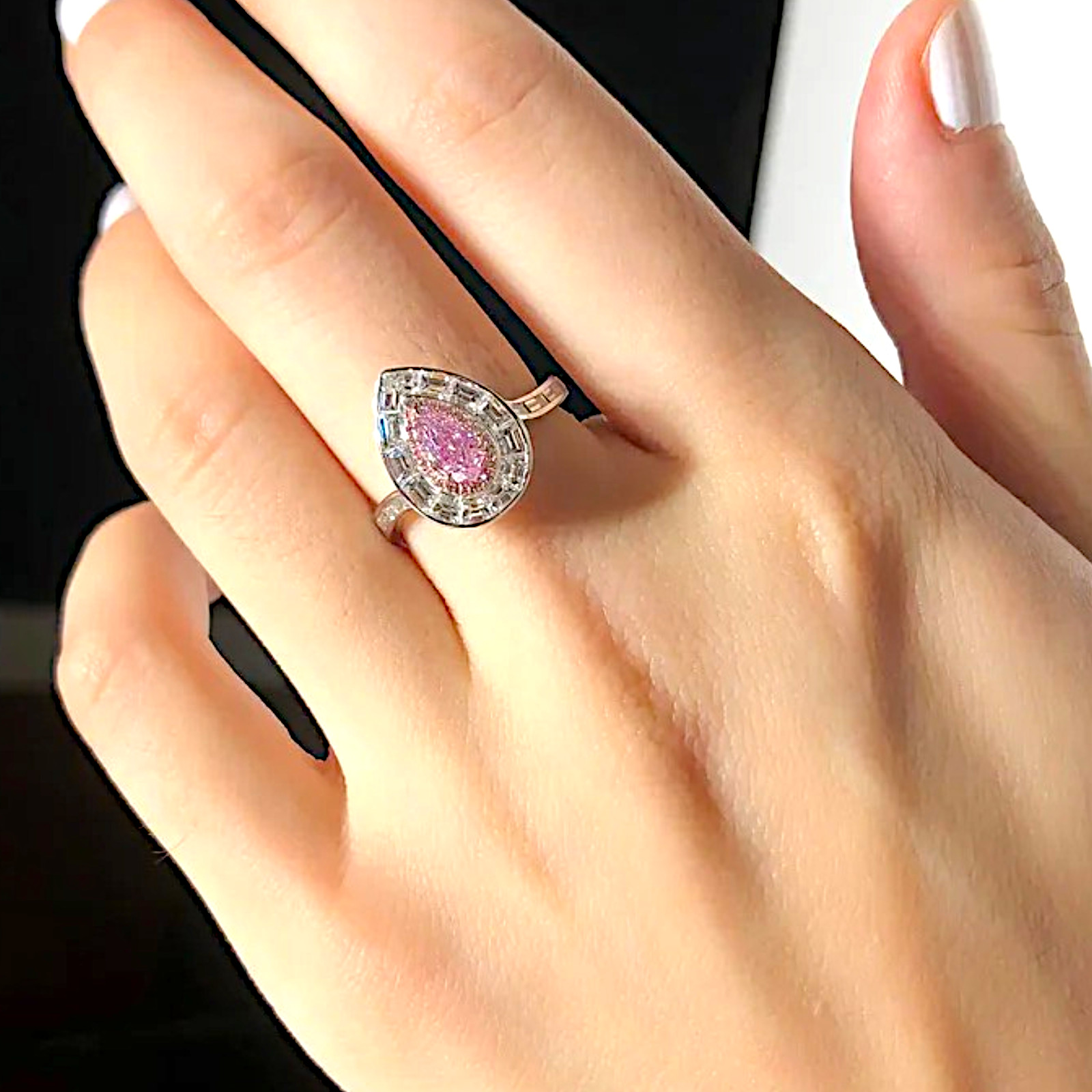 18k Multi Gold 3.65 Carat Fancy Vivid Pink Pear Cut IGI Lab Created Diamond Ring