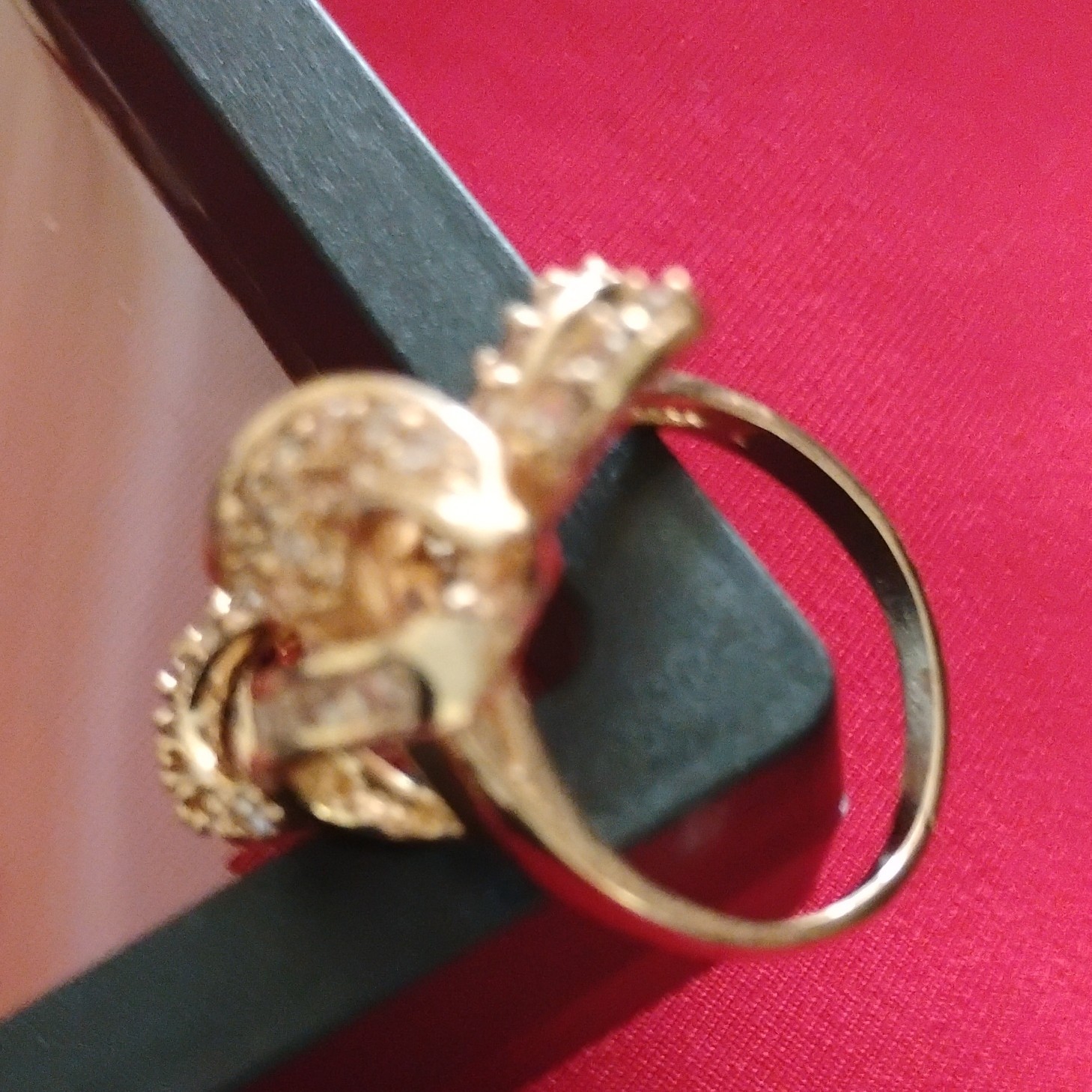 Gold Tone Cocktail Ring Size 7 Round Clear Crystal Center Rhinestone Accents