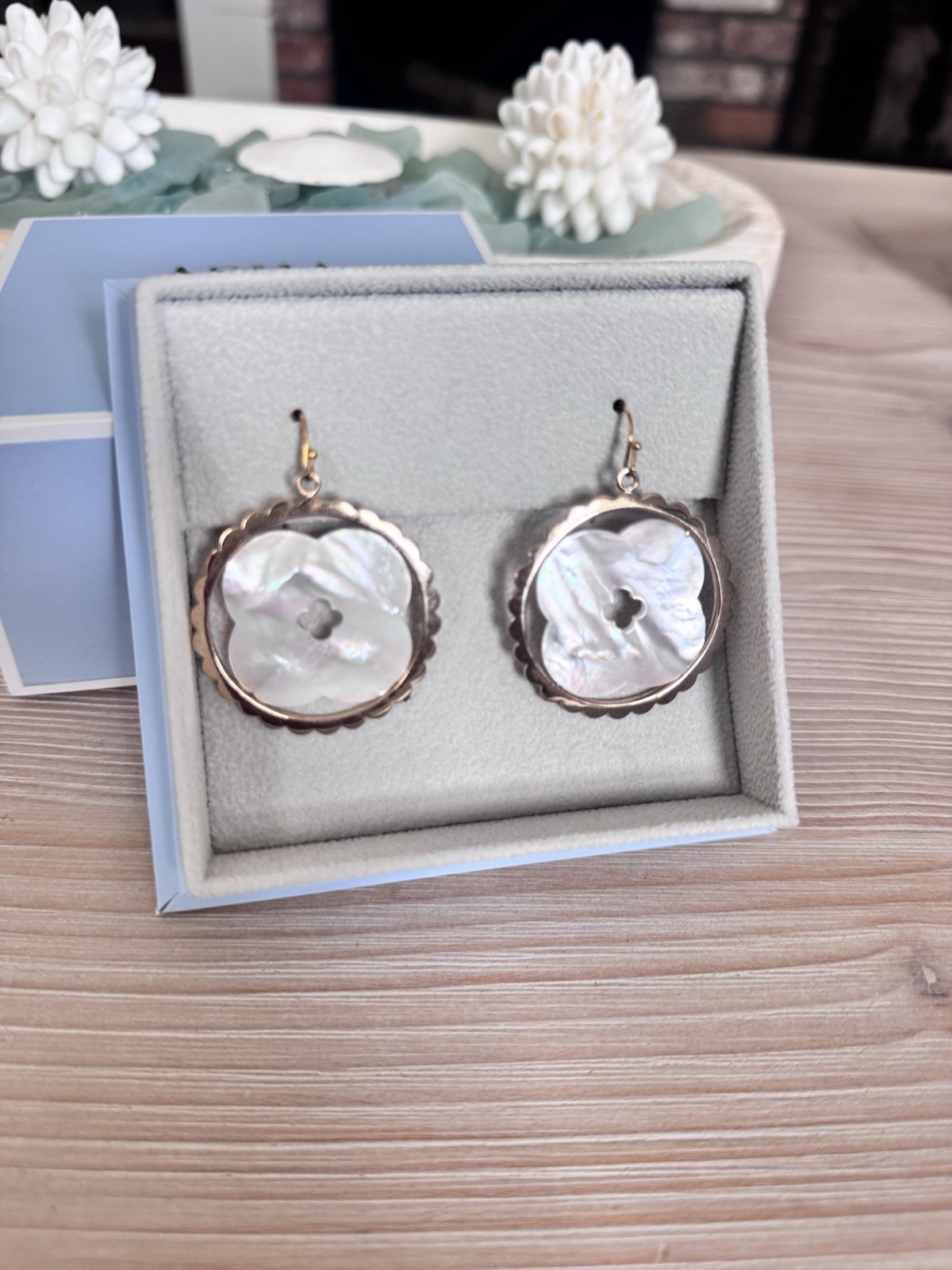 Asha Ashley McCormick Earrings Mother of Pearl Gold Tone With Box