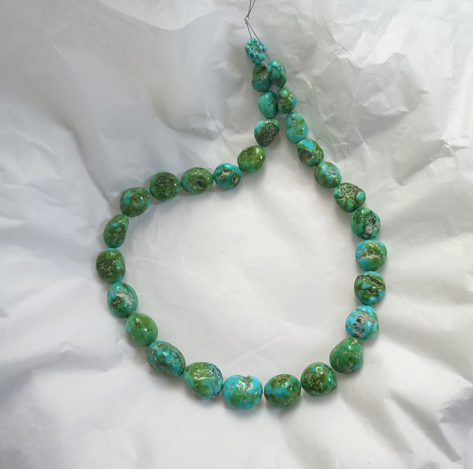 MEXICAN SONORAN GOLD TURQUOISE 11-15 x 12-20MM NUGGET BEADS – 17.75″ – 5300E