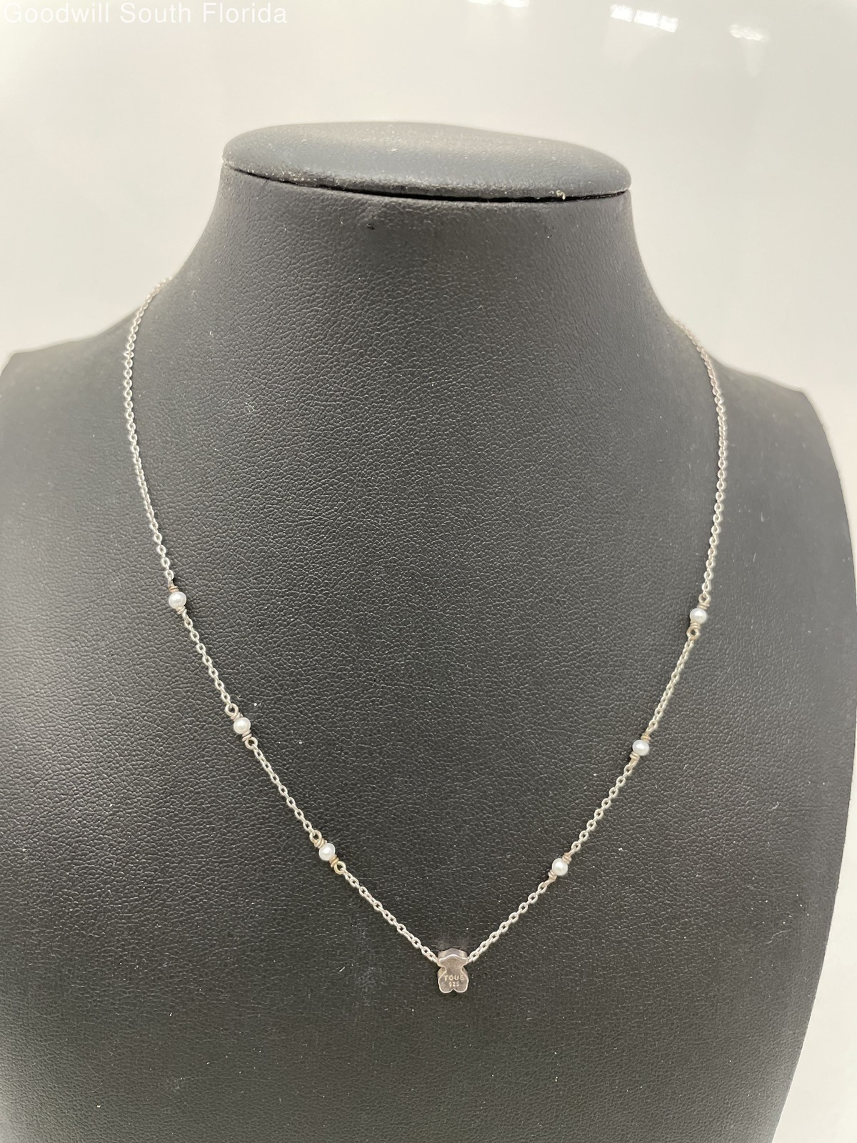 Tous Women’s Silver Necklace Weight 2.0g