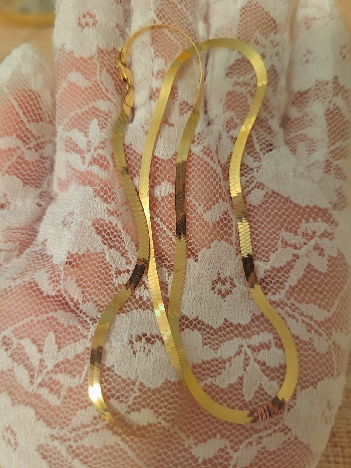18K Saudi Gold JADE Chain Necklace, 16 INCHES , 3.21 GRAMS