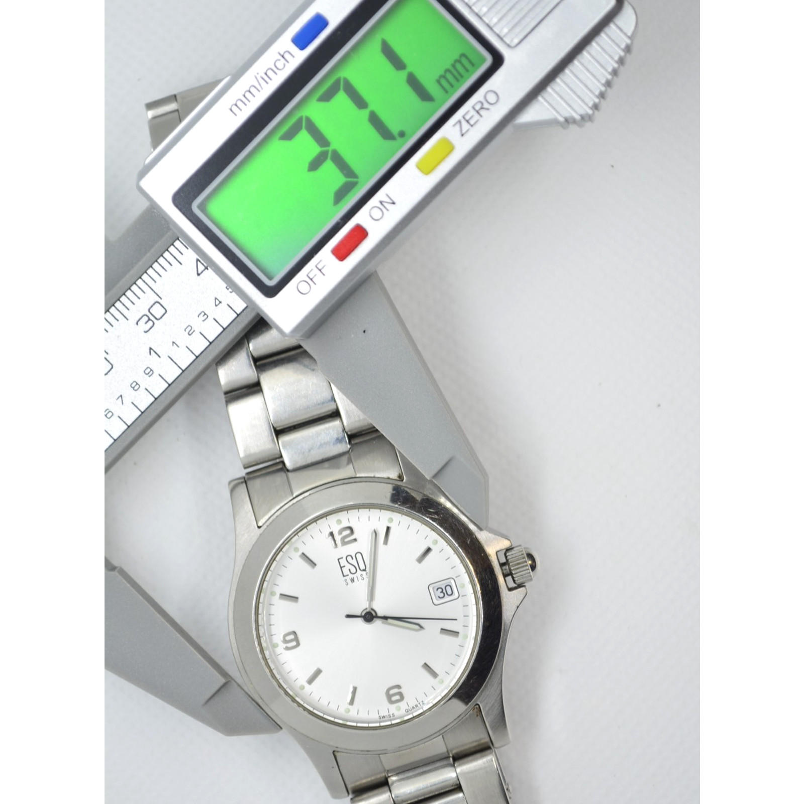 ESQ Swiss Men E5063 Dress Formal Silver Tone Quartz Watch New Battery #503