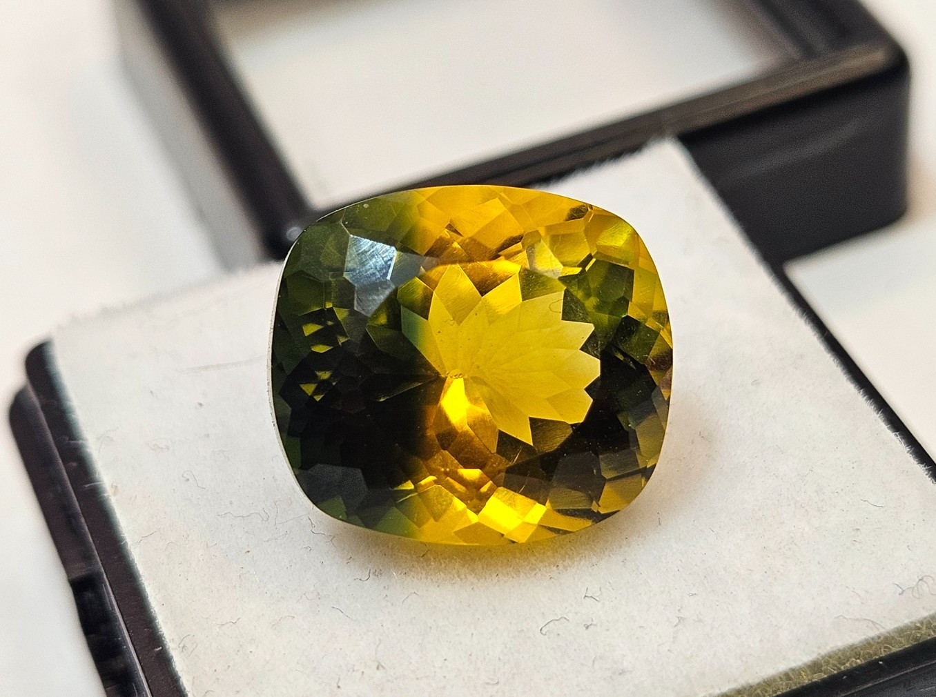 Tourmaline Cushion Cut Bi-Colour 9+ Ct Natural For Ring Making Loose Gemstone