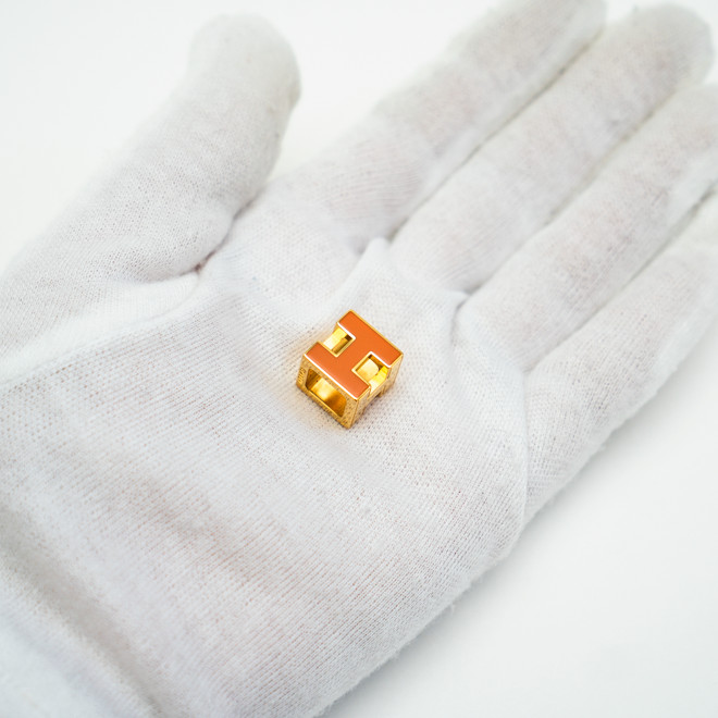 HERMES Cage d’H Cube Pendant Top Charm Orange Lacquer Gold Tone Auth No Chain