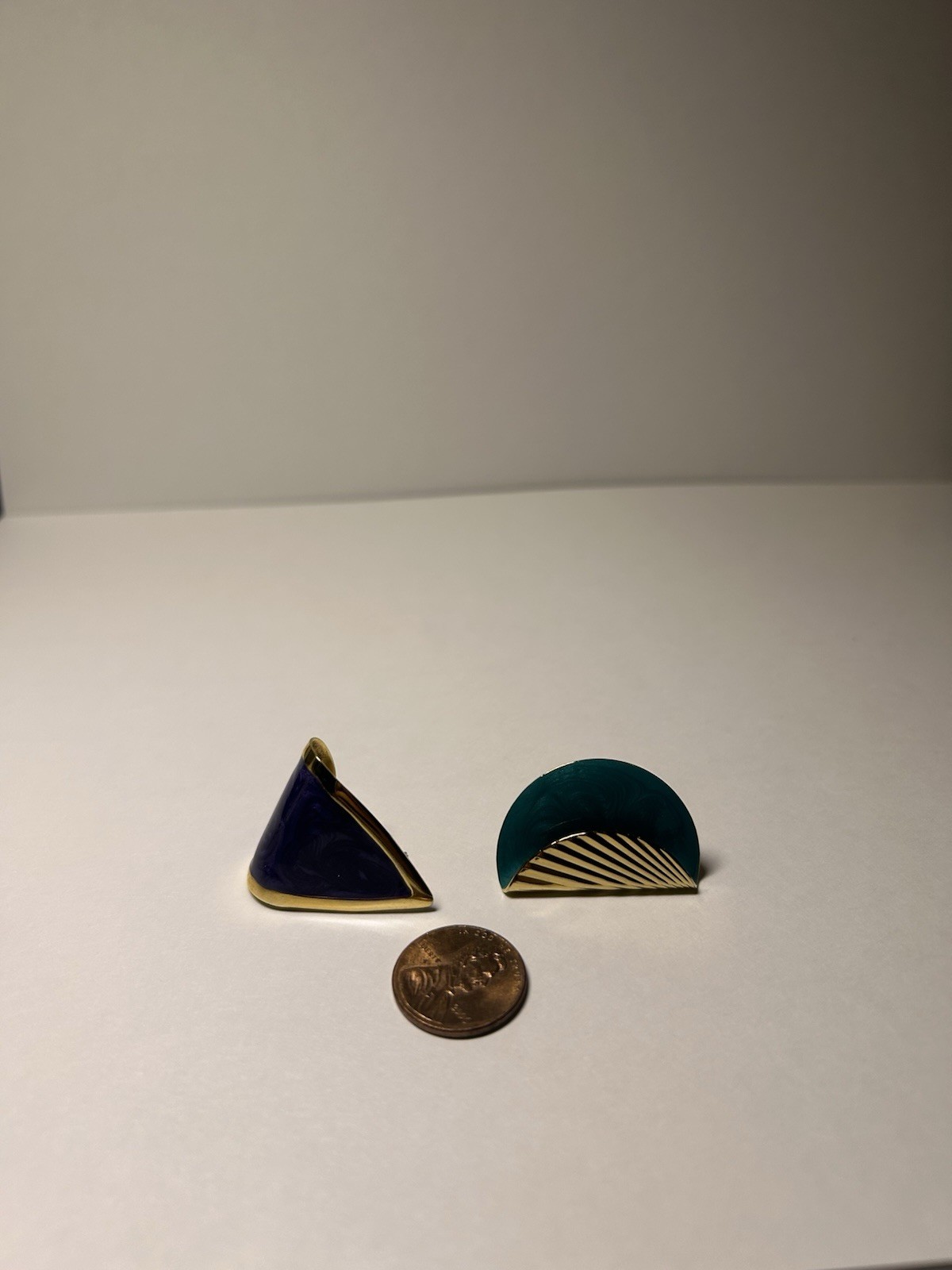 Geometric Enamel Metal Stud Earrings Multicolor Blue Triangle Lobe No Stone