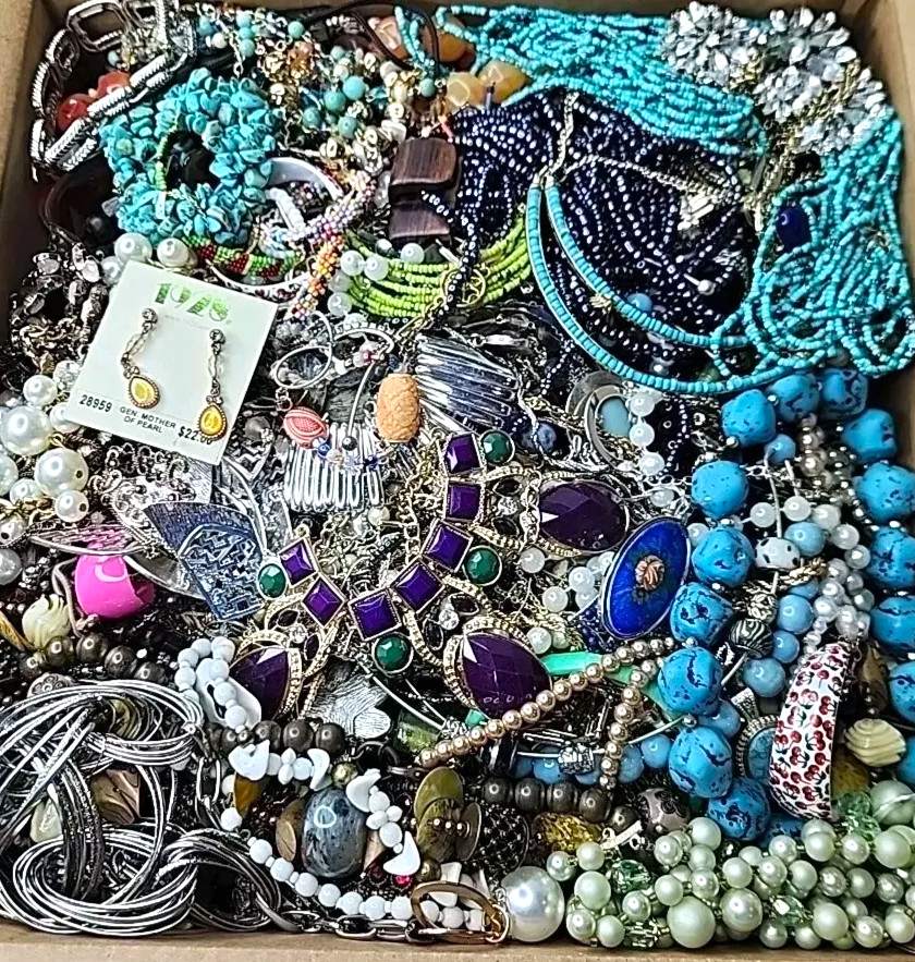 10 Pounds Lbs Unsorted Jewelry Making Lot Some Wear Resell Mixed In Junk Tangled