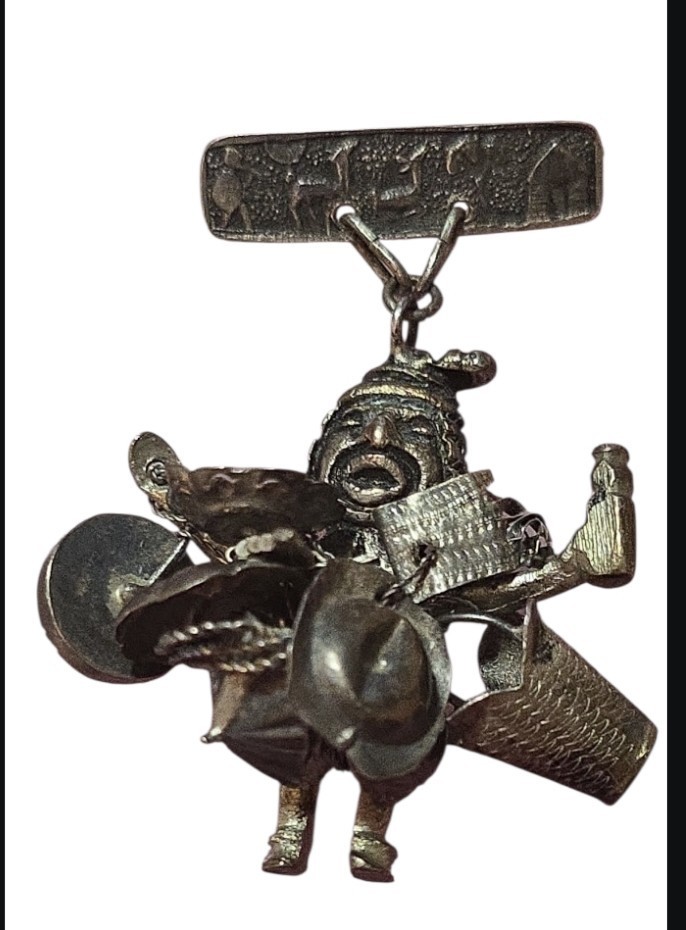 Peruvian Man Sells His Wares Charms .925 Guaranteed To Be Sterling Brooch/Pin