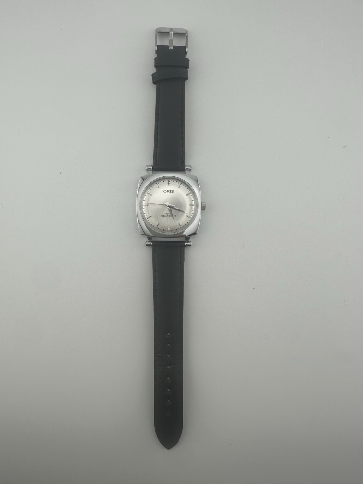 VINTAGE ORIS Swiss Hand-Wind Mechanical 17 J Men’s Wristwatch