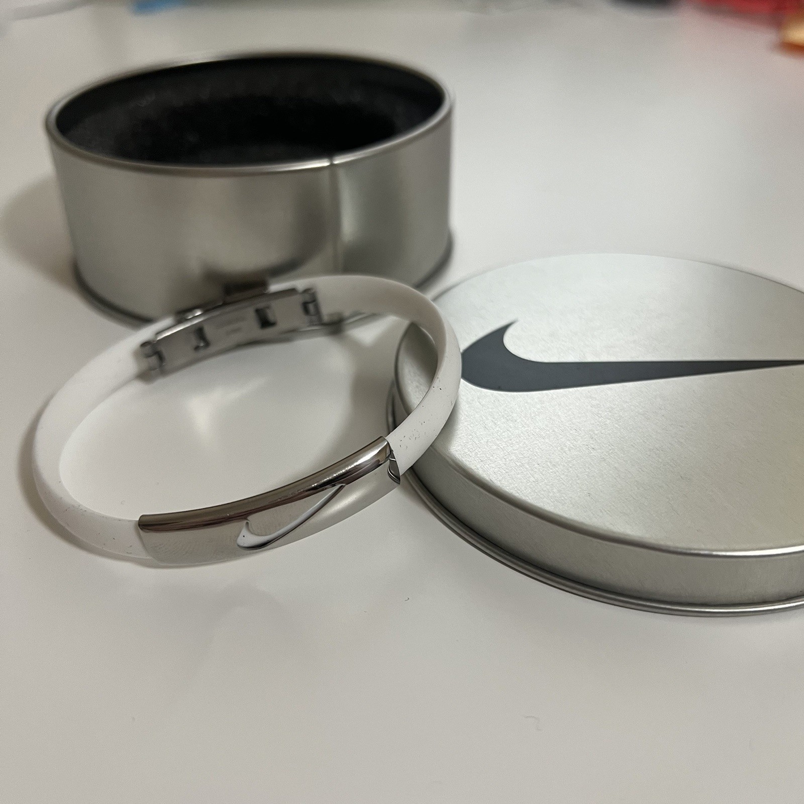 One Nike Silicone Adjustable Bracelet with Metal Tin Case