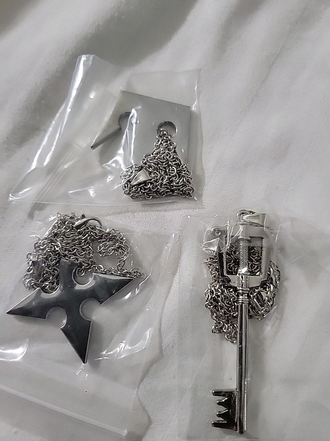 3 Pcs Set Kingdoms Figure Pendant Necklace