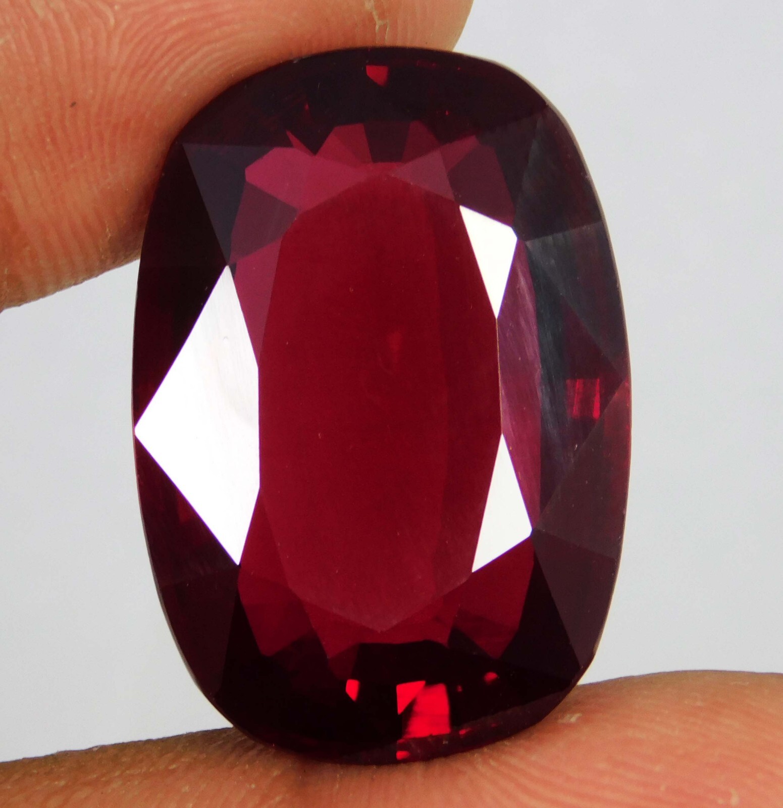 Certified 100.05 Ct Natural BURMA Pigeon Blood Red Ruby Unheated Loose Gemstone
