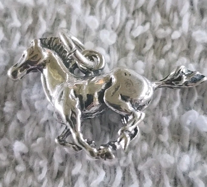925 Sterling Silver Charm Running Horse Thoroughbred