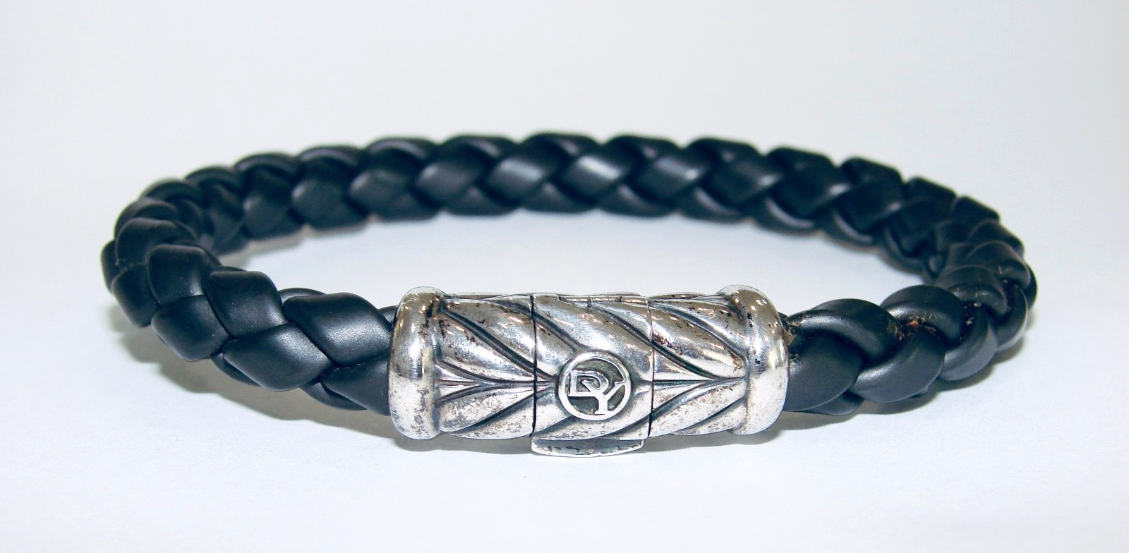 David Yurman Chevron Woven Black Rubber Bracelet 8MM 7″ STERLING SILVER BANGLE