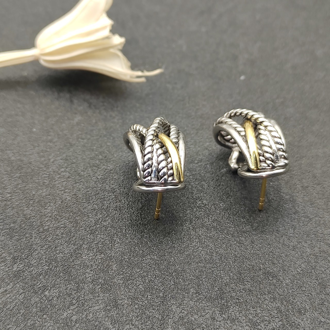David Yurman Intertwined Cable Hoop Earrings 925 Silver 18K Gold TwoTone