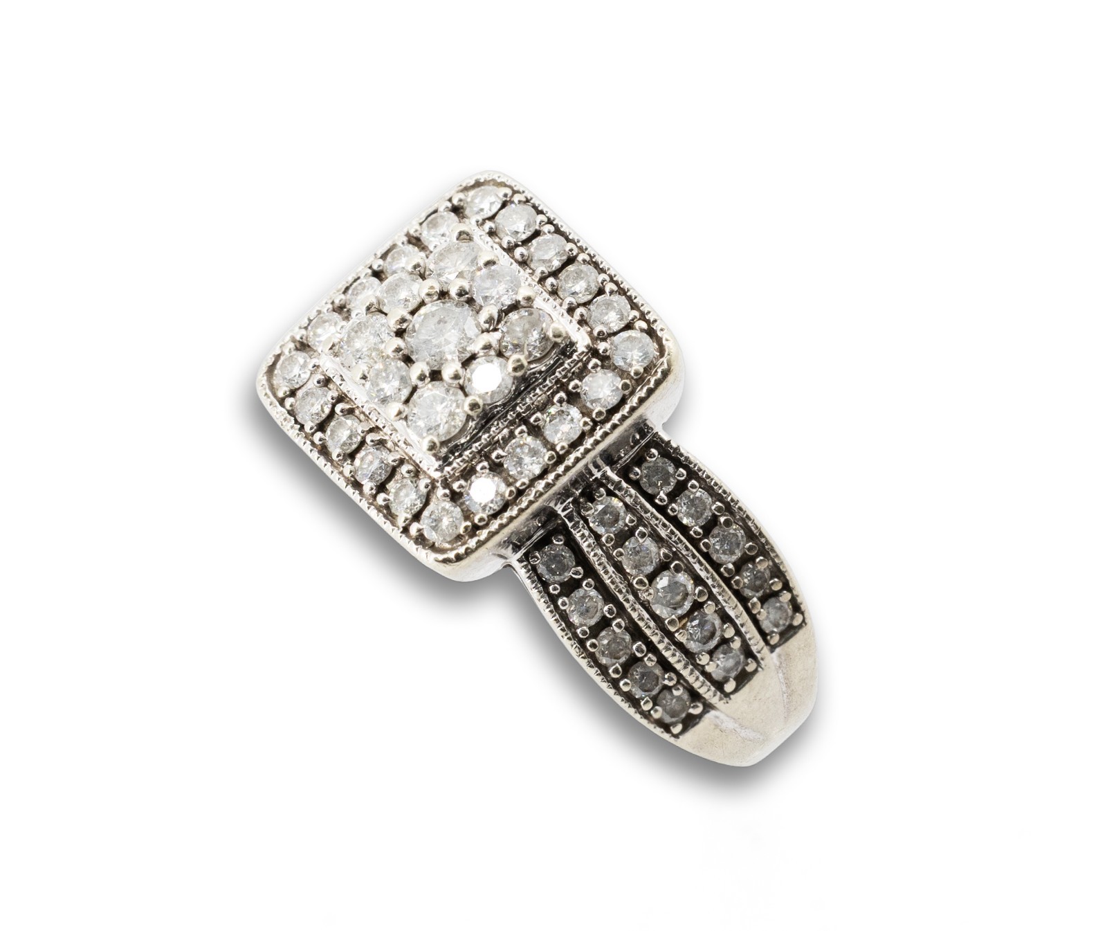 10K White Gold Ring With Diamonds Approx. 1.50 CTW, Size 8