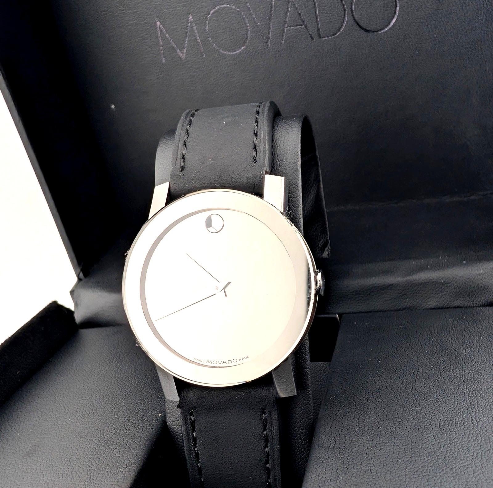 Movado Men’s Sapphire Mirror Bezel/Dial; Model #84.G1.2896 ~New Movement/Crystal