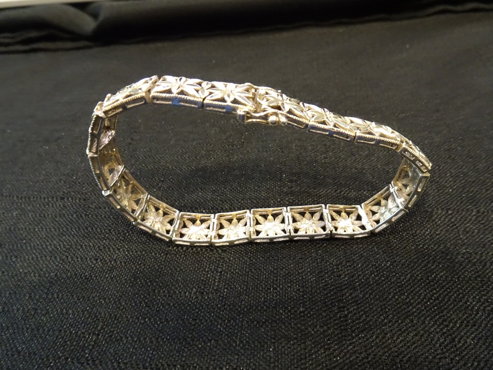 # 771 VINTAGE STERLING SILVER BRACELET-VERY OLD 925-BEAUTY 7.5 INCH