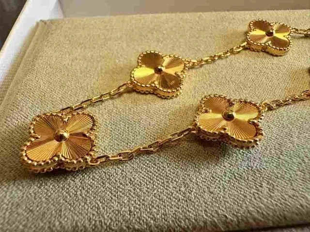 925 Sterling Silver No Stone Womens Five Flower Bracelets 14K Yellow Gold Plated