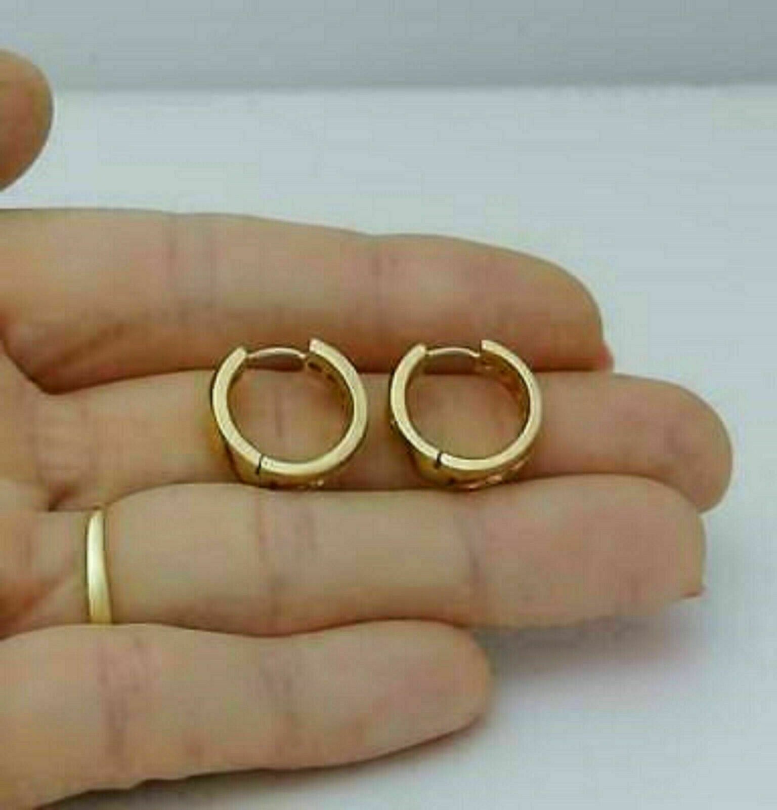 2.23 Ct Round Cut Simulated Diamond Huggie Hoop Earrings 14k Yellow Gold Plated