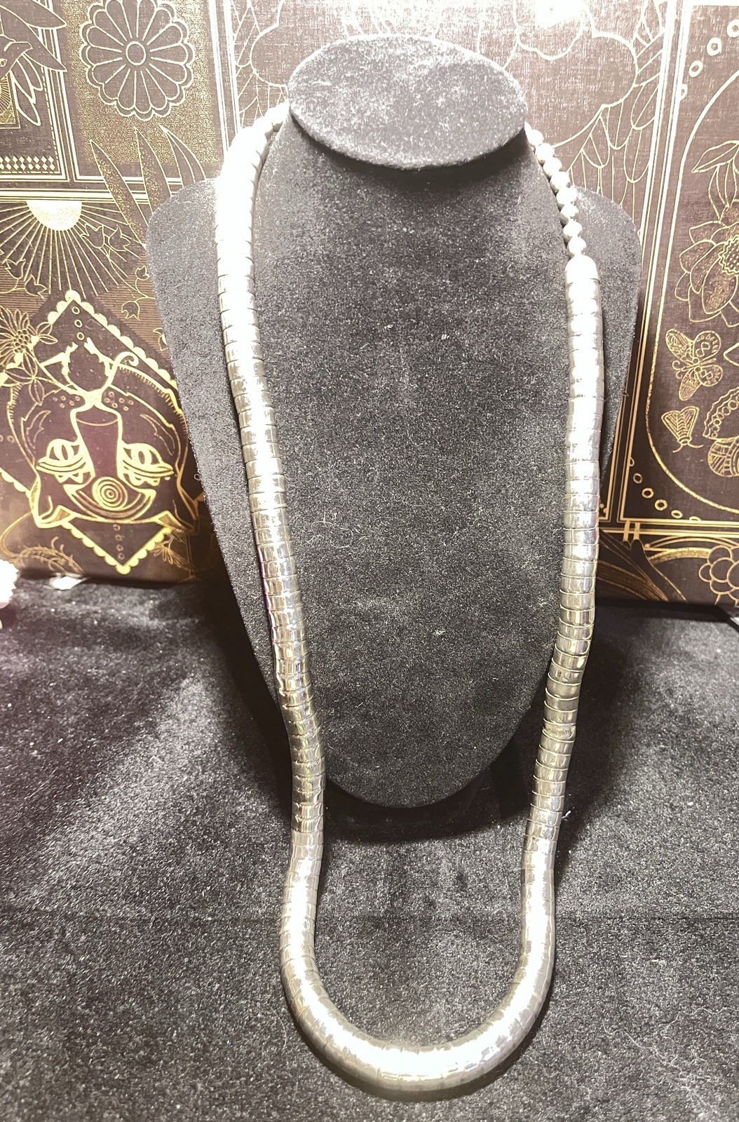 Silver Tone Snake Chain Statement Necklace Metal Chain, No Stone, Undated