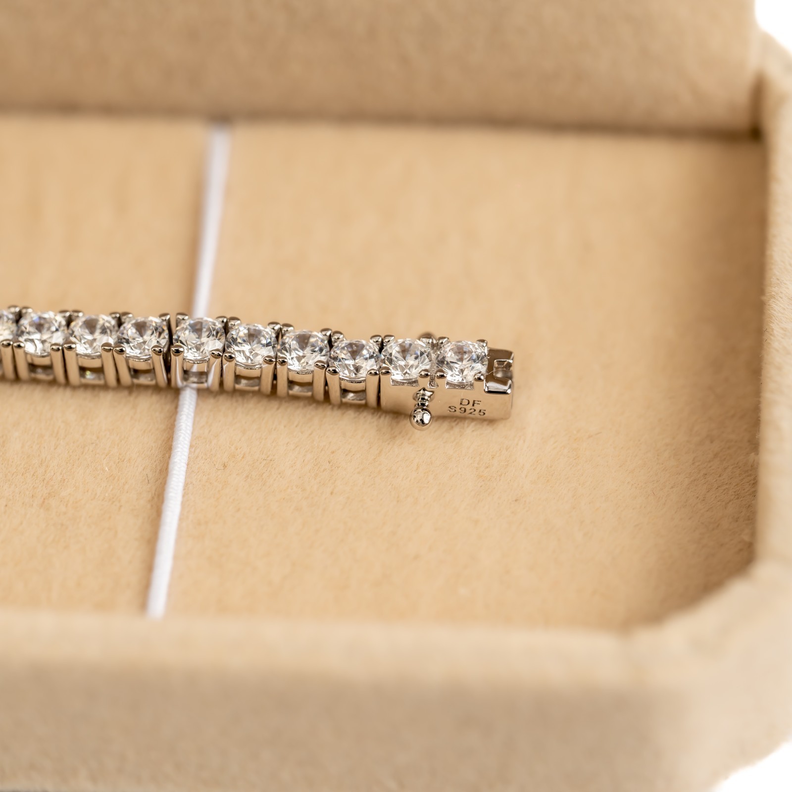 5-6.5 CTTW Tennis Bracelet, Lab-Created Diamonds, VVS, D Silver CD001