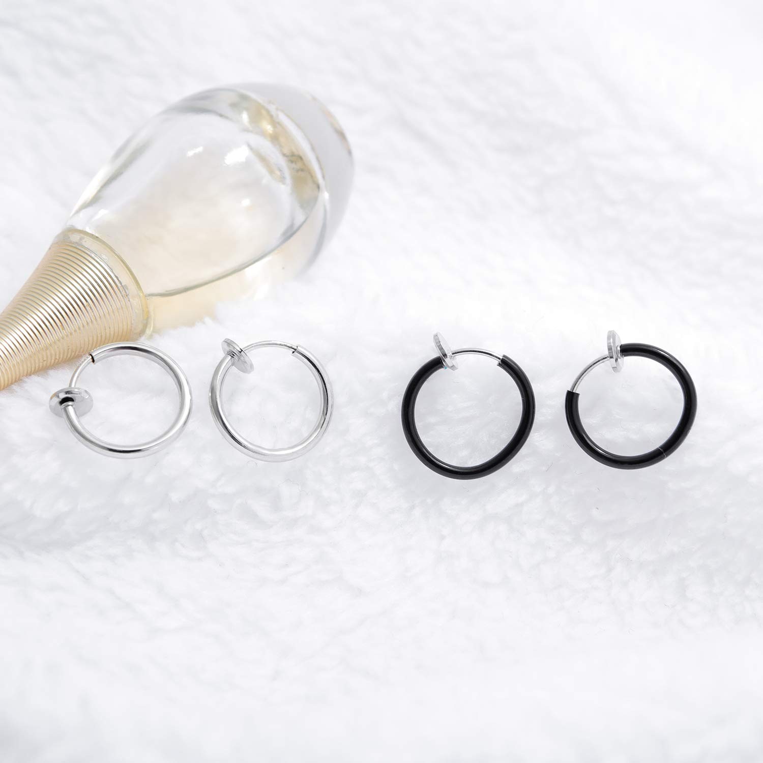 2× Clip-On Spring Action Non-Piercing Fake Septum Lip Cartilage Nose Tragus Ring