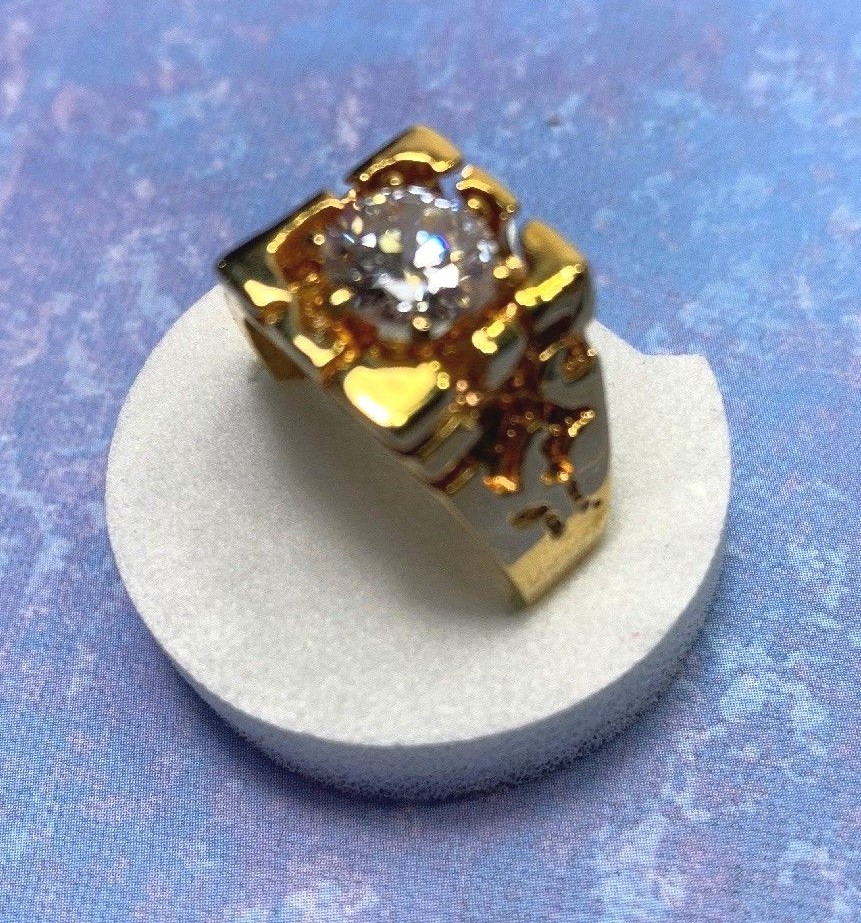 Signed SETA male or female ring with clear crystal, goldtone (NOS without tags)